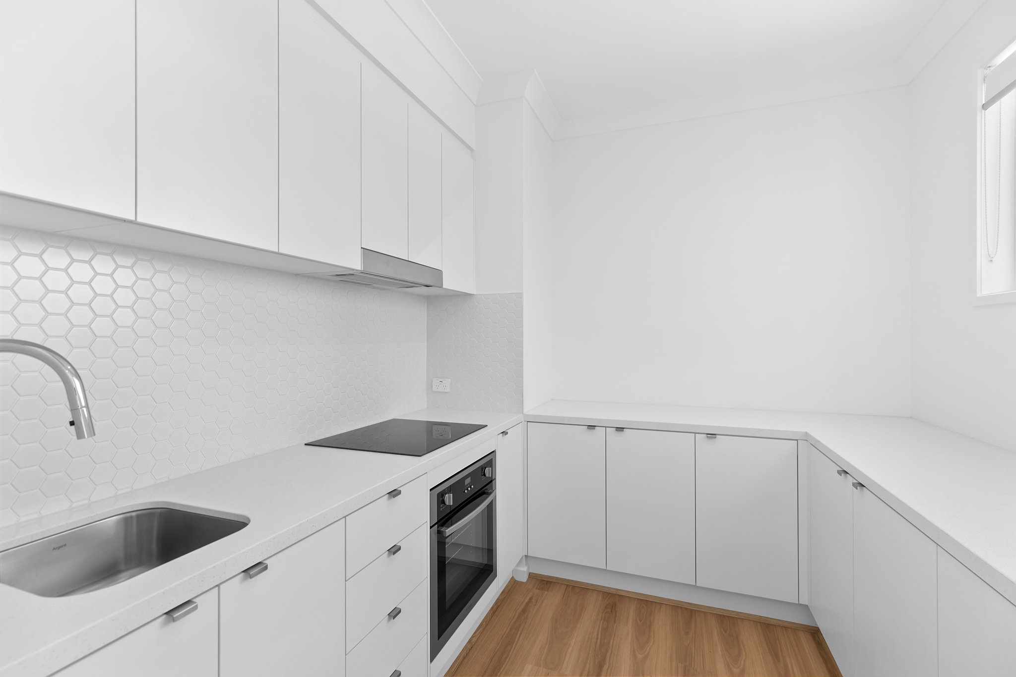 16-web-or-mls-33-prahan-cres