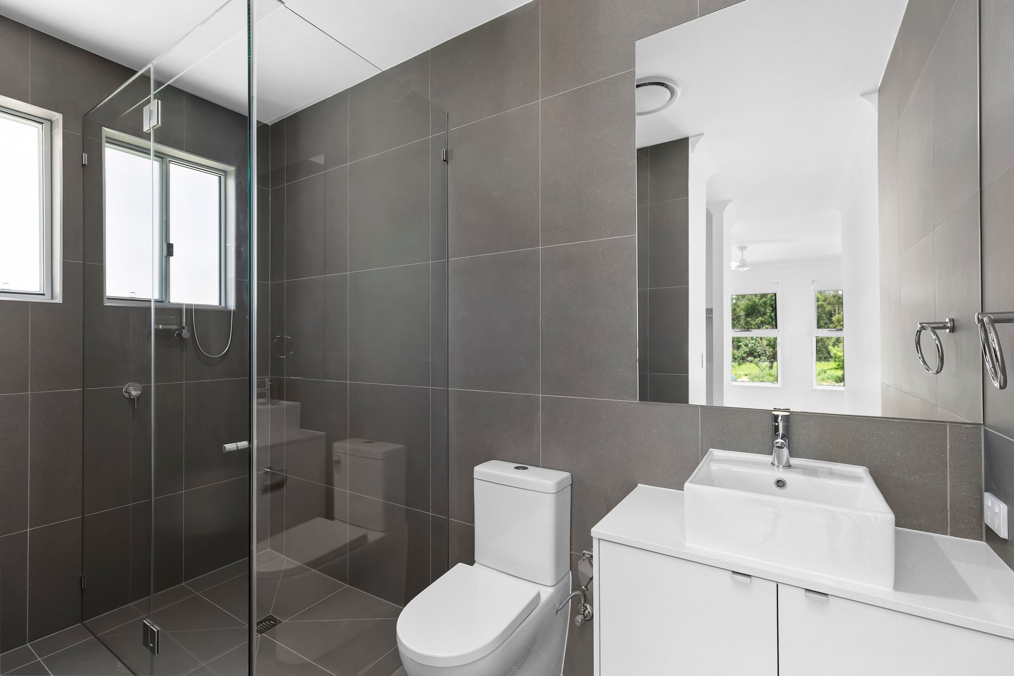 5-web-or-mls-33-prahan-cres