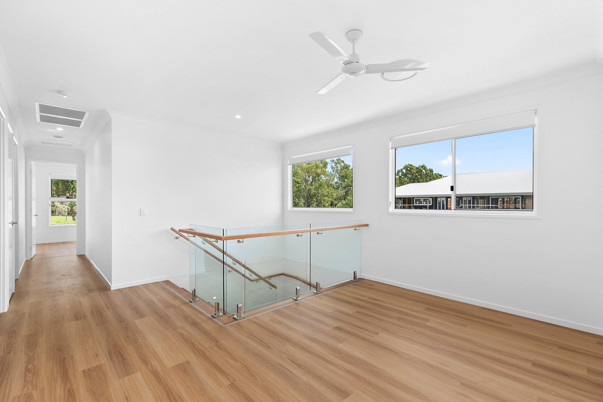 8-web-or-mls-33-prahan-cres